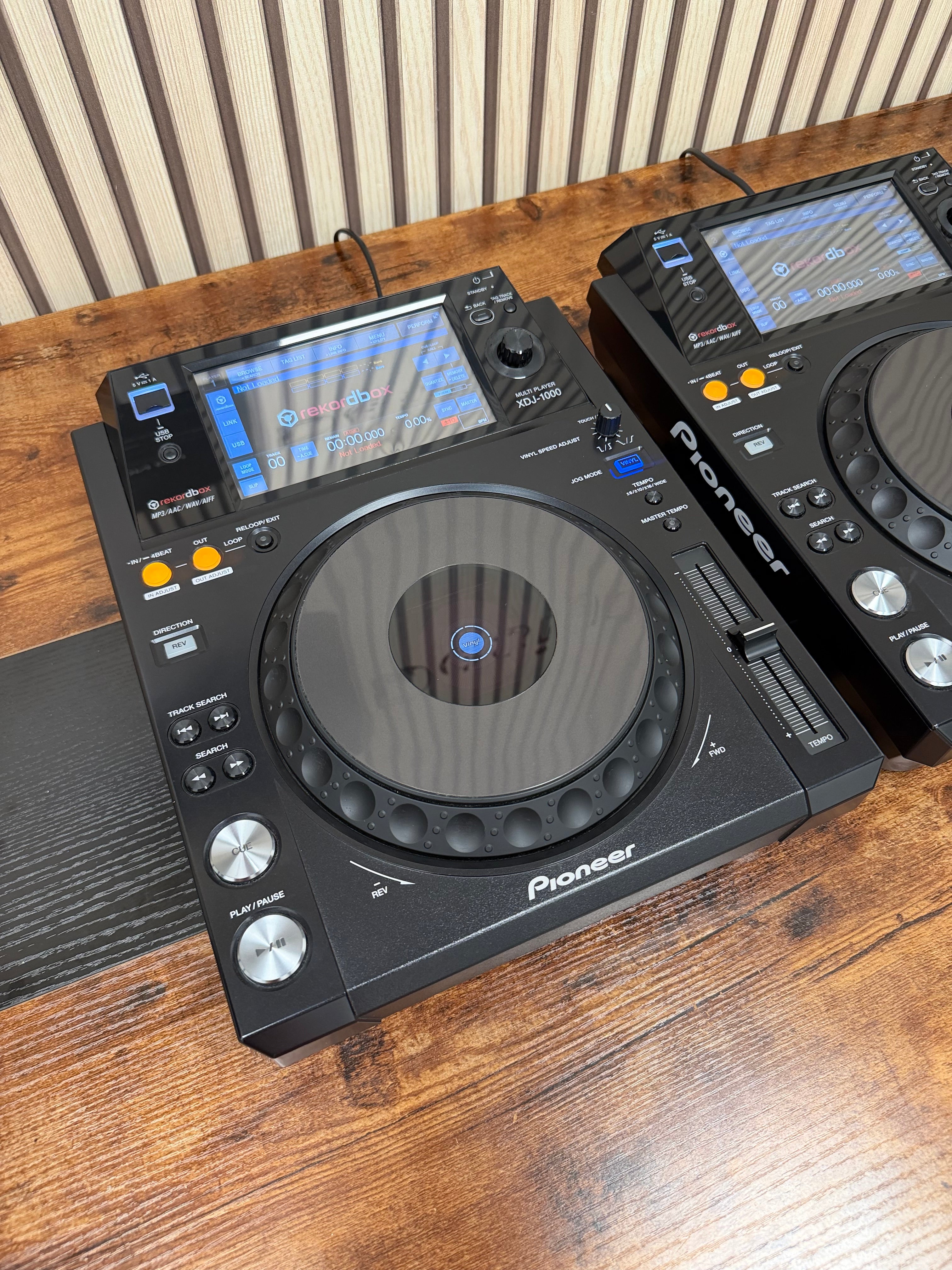 Pioneer XDJ-1000MK1 Digital Media Player Pair