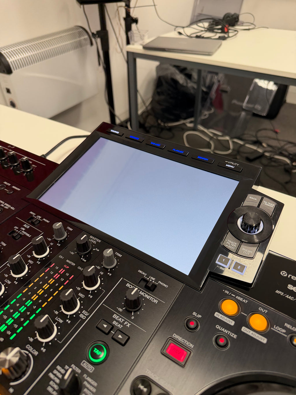 Pioneer XDJ-RX3 Standalone DJ Controller