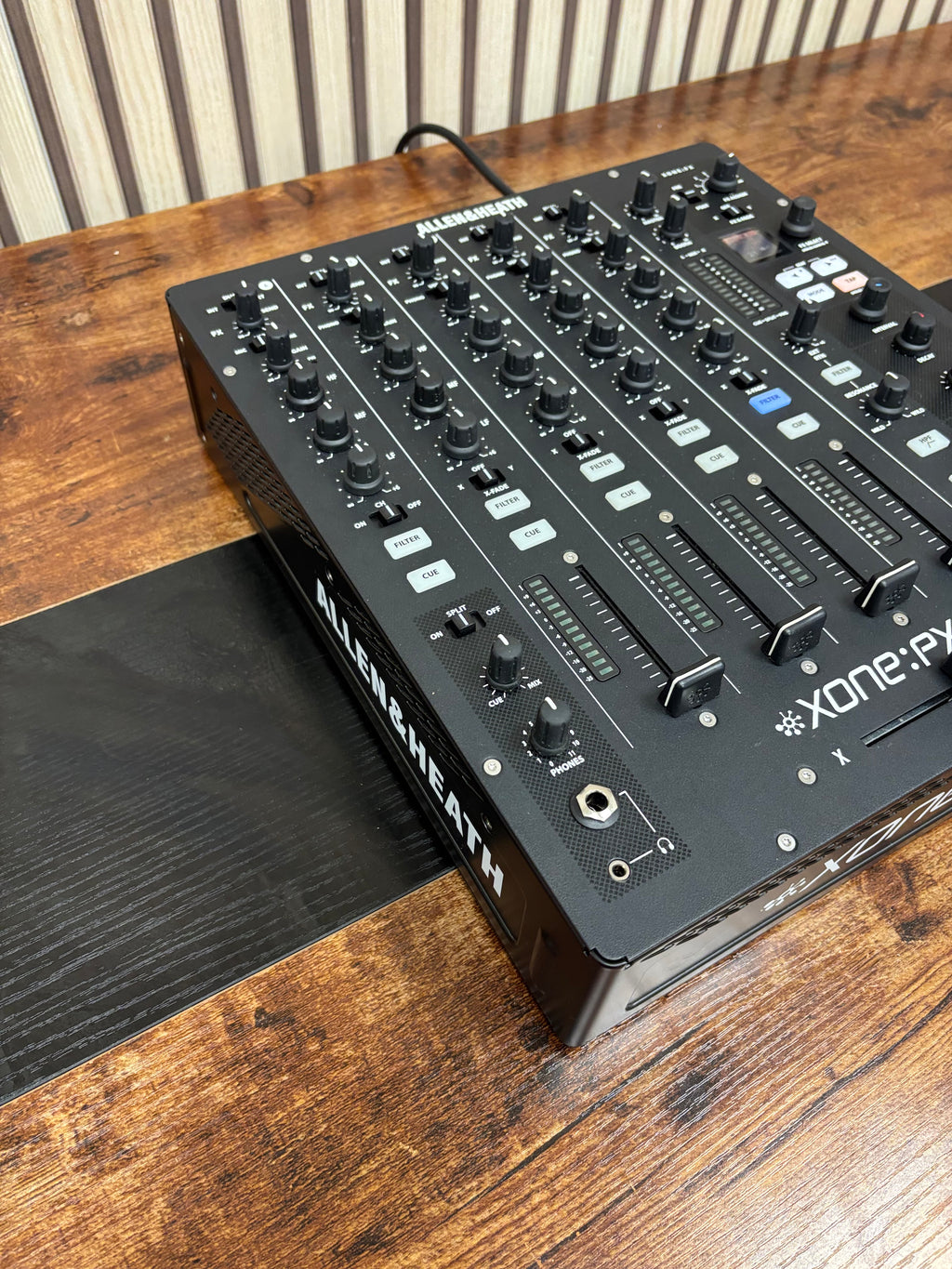 Allen & Heath Xone:PX5 Digital Mixer