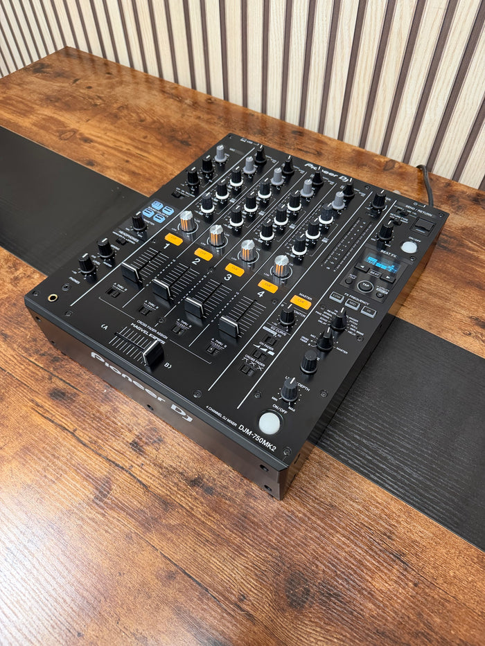 Pioneer DJM-750MK2 4-Channel DJ Mixer