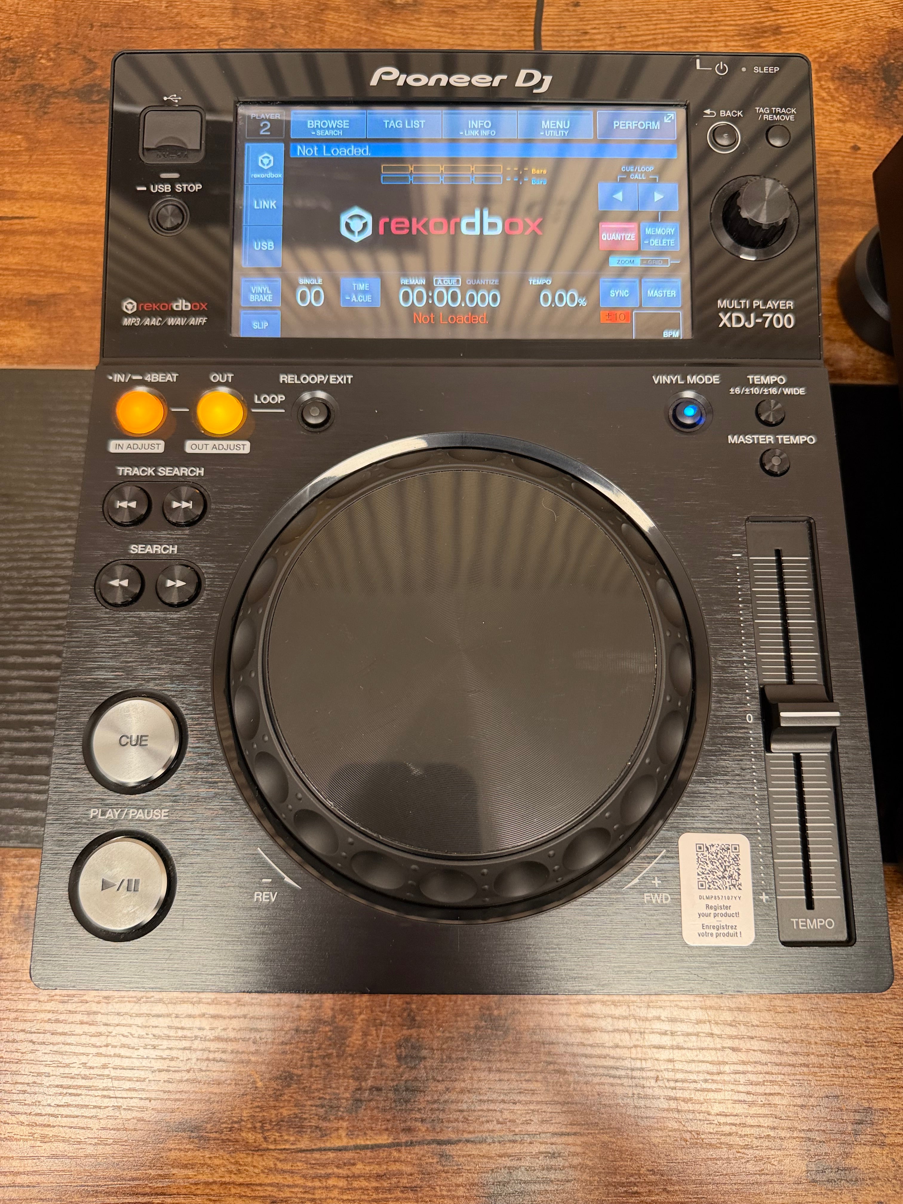 Pioneer XDJ-700 Media Player Pair