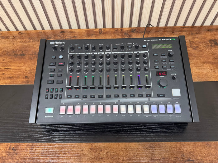 Roland TR8S Drum Machine