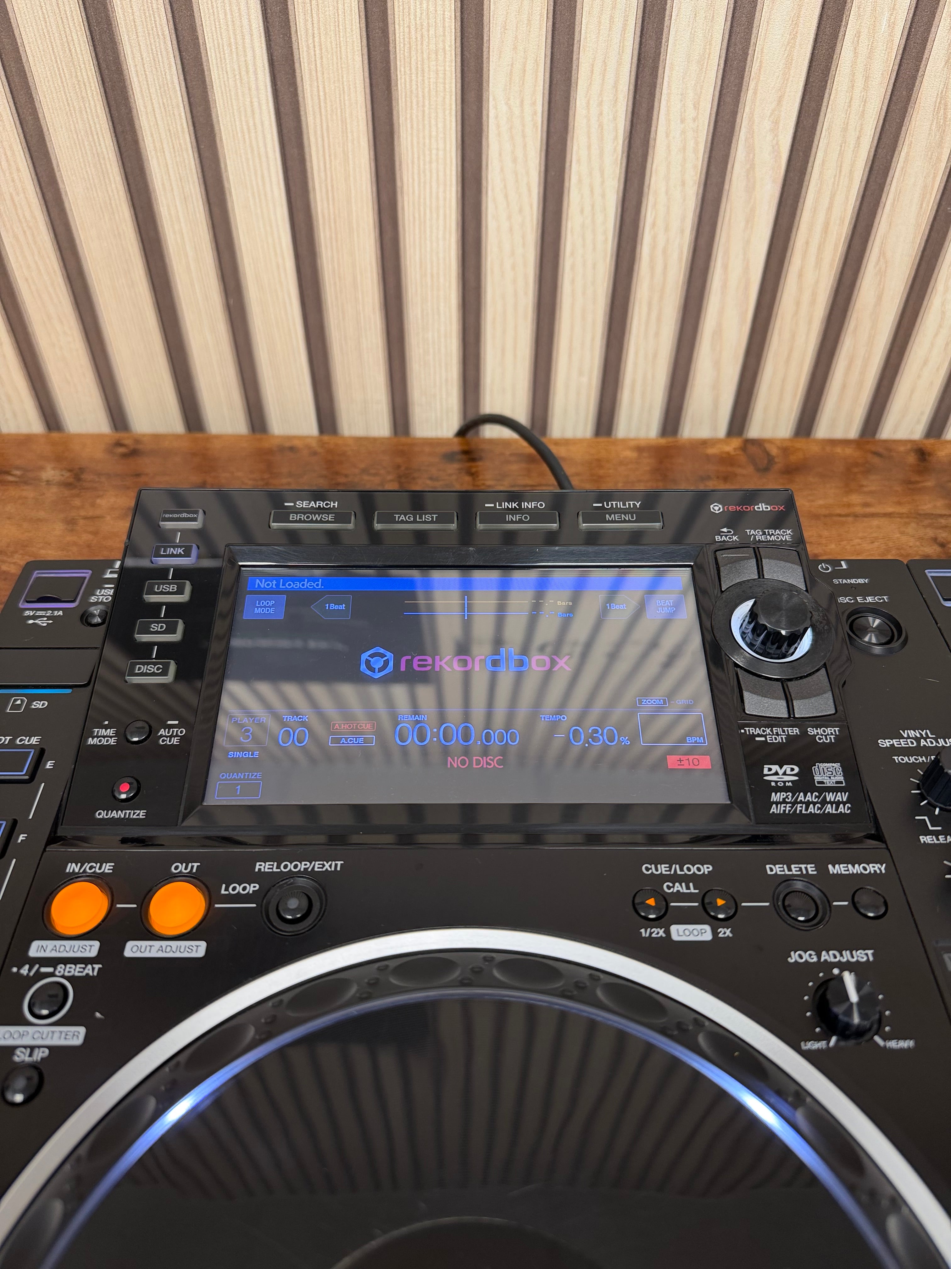Pioneer CDJ-2000NXS2 Media Player Pair