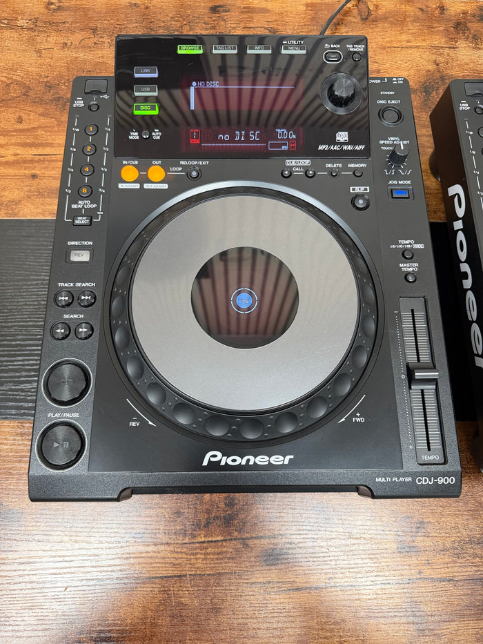 Pioneer CDJ-900 Media Player Pair