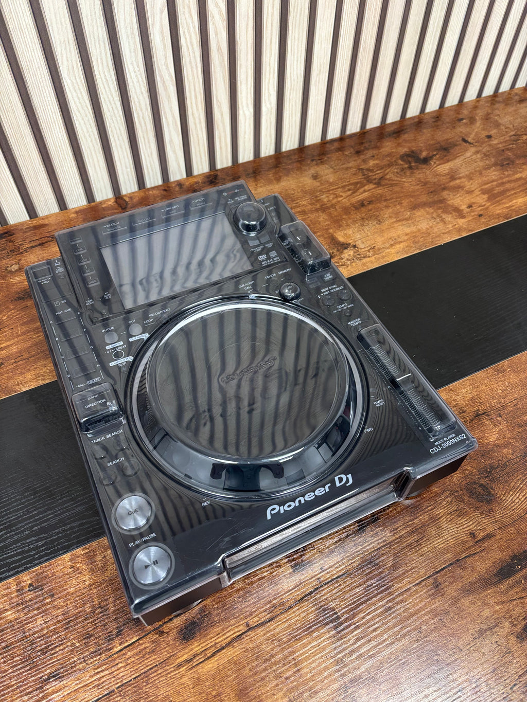 Pioneer CDJ-2000NXS2 Pro DJ Turntable