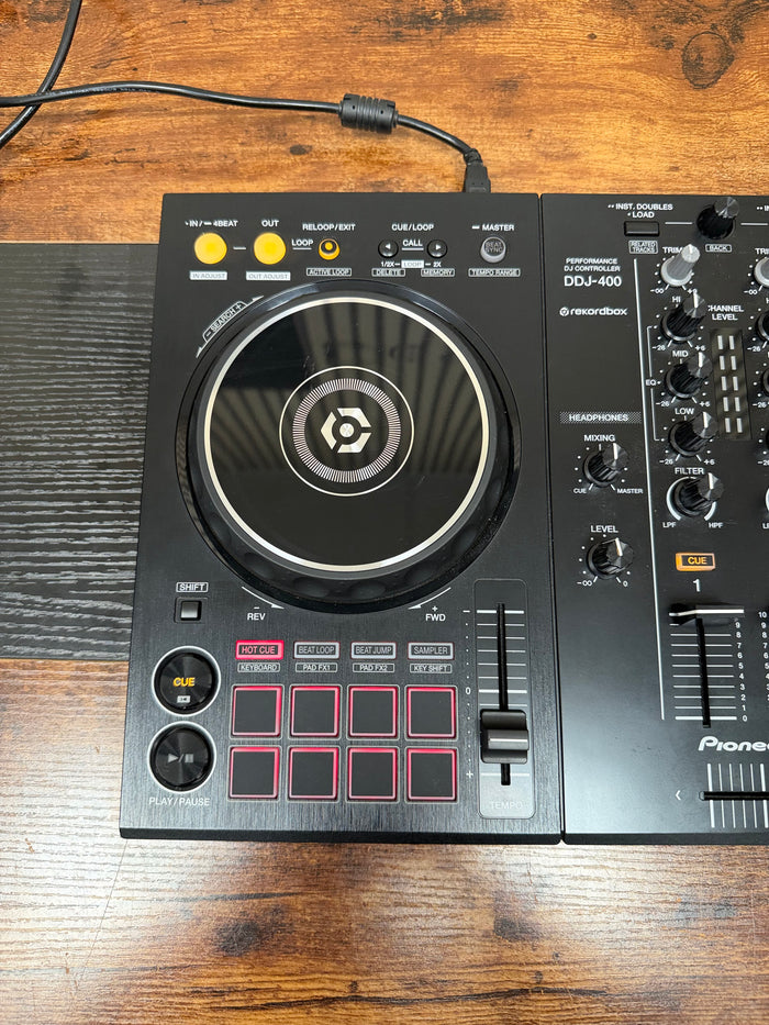 Pioneer DDJ-400 Controller