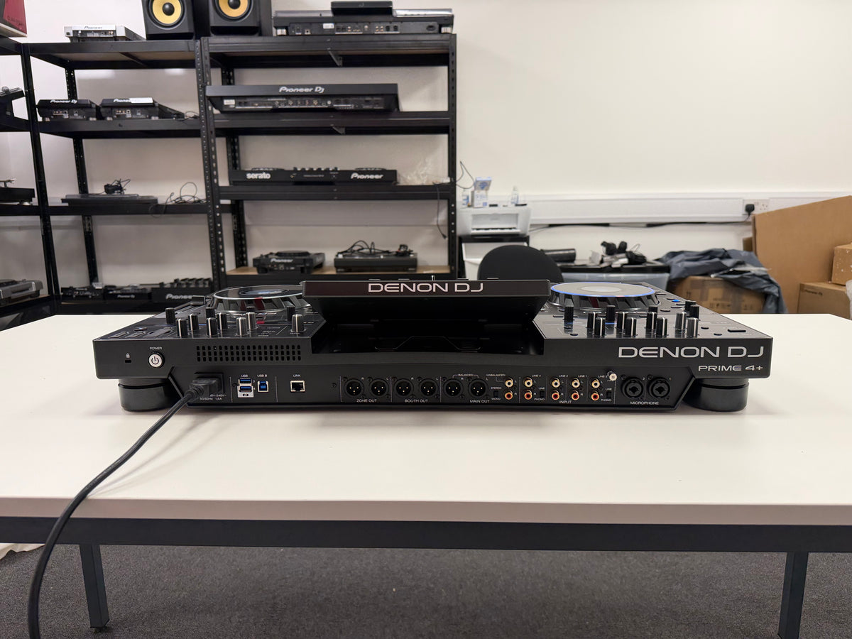 Denon Prime 4 + Standalone DJ Controller