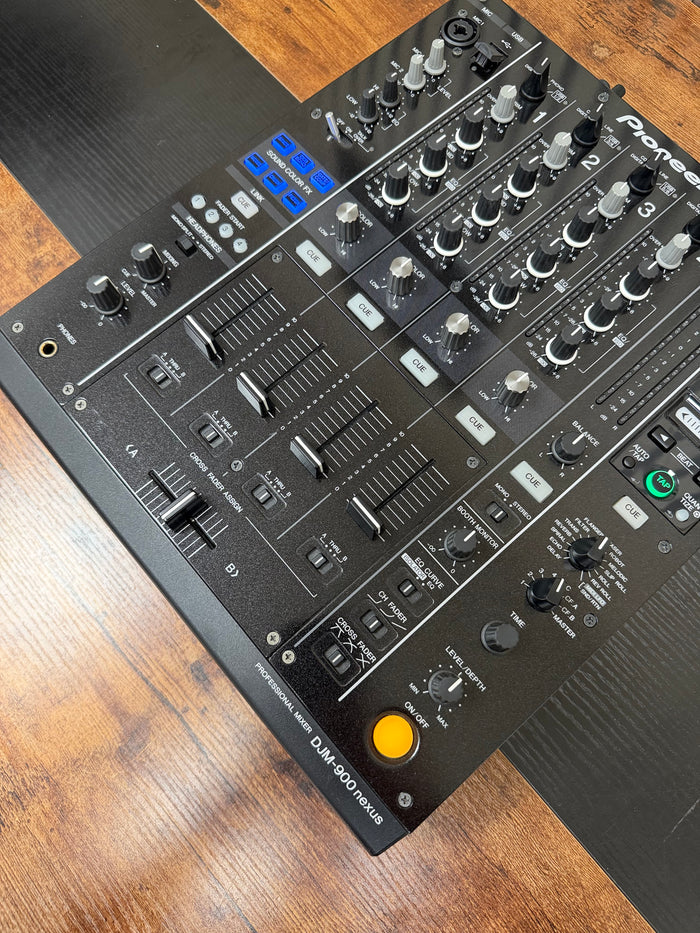 Pioneer DJM-900NXS 4-Channel DJ Mixer