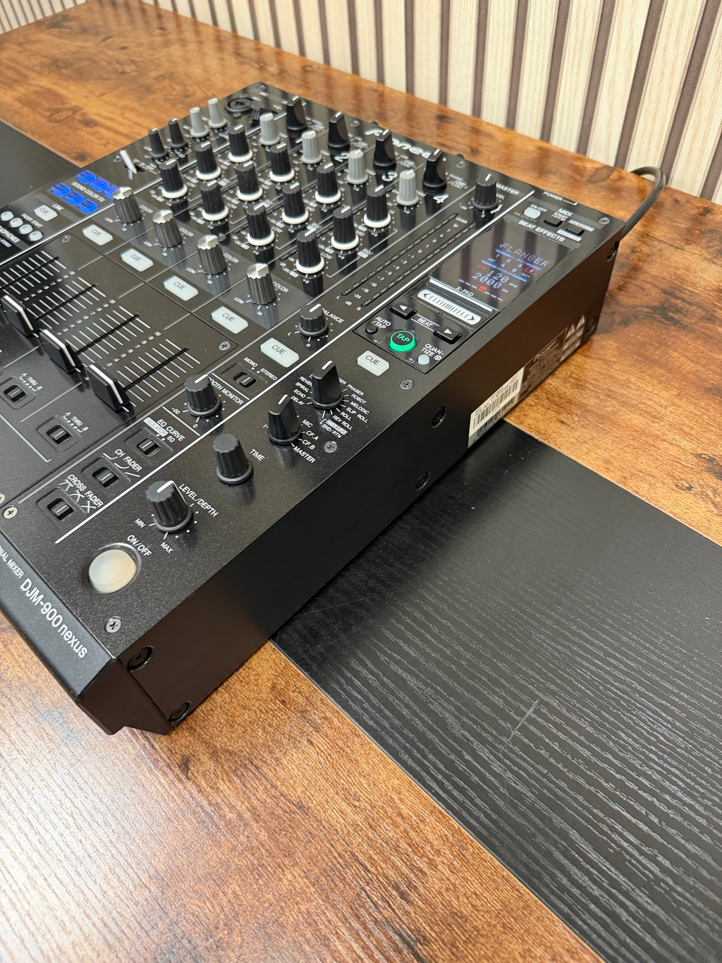 Pioneer DJM-900NXS 4-Channel DJ Mixer