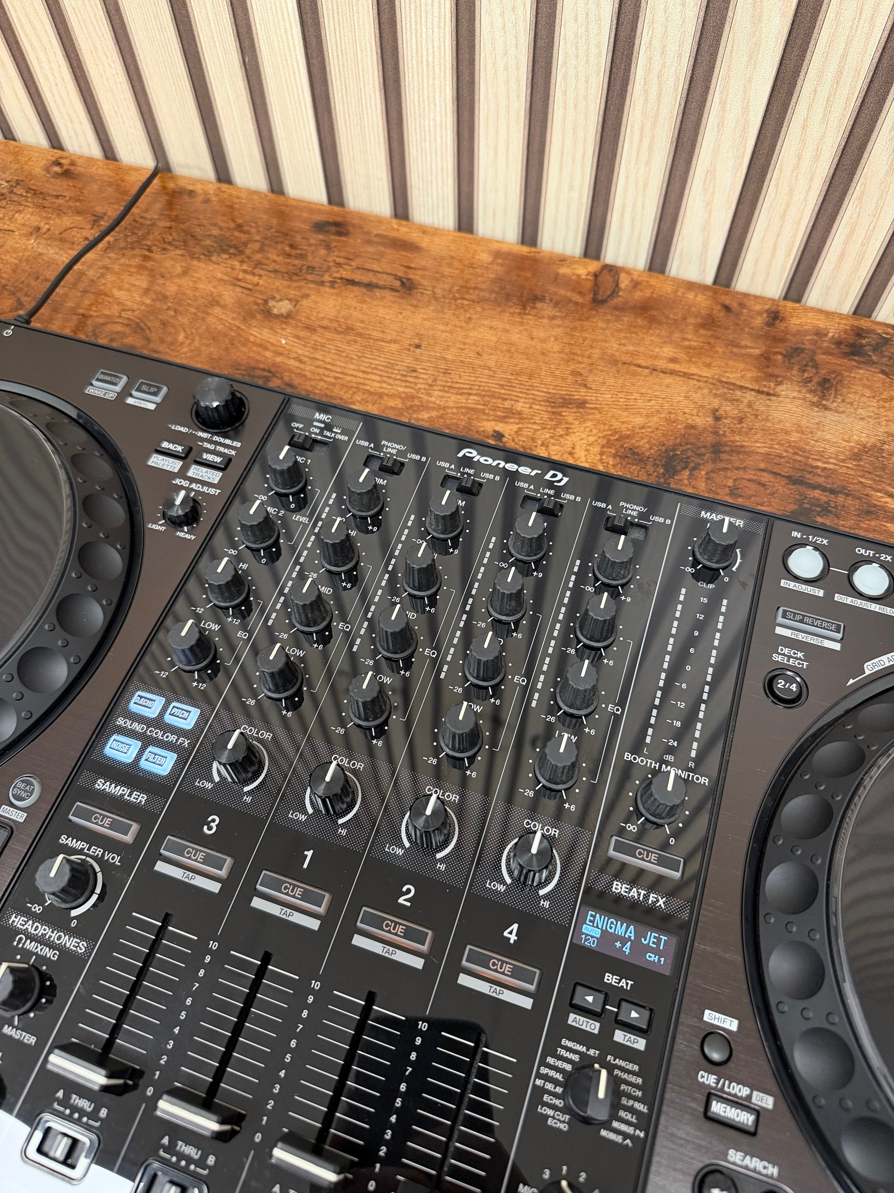 Pioneer DDJ-1000 4-Channel DJ Controller