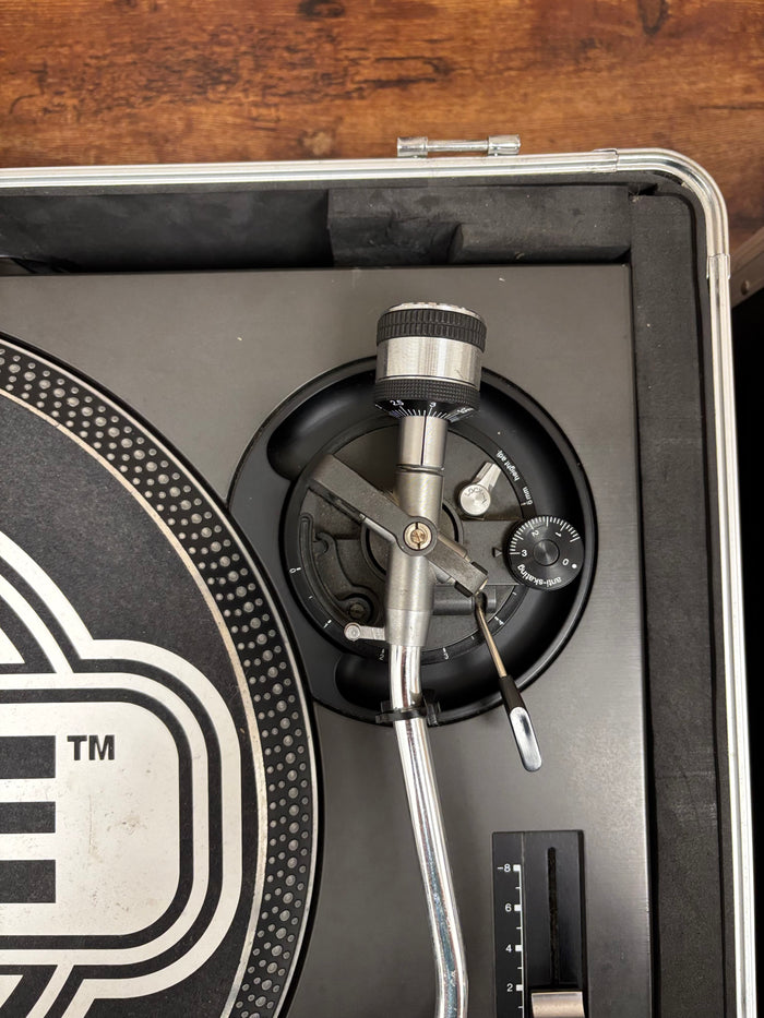 Technics SL-1210MK2 Pro Direct Drive Turntable Pair