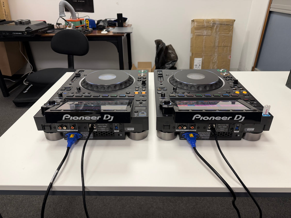 Pioneer CDJ-3000 Pro Media Player Pair